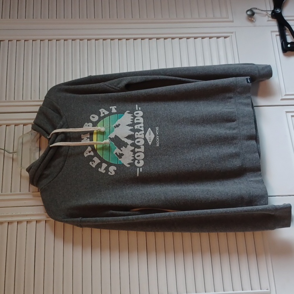 4/$15 - Women's Gray Stramboat, CO Hoodie.